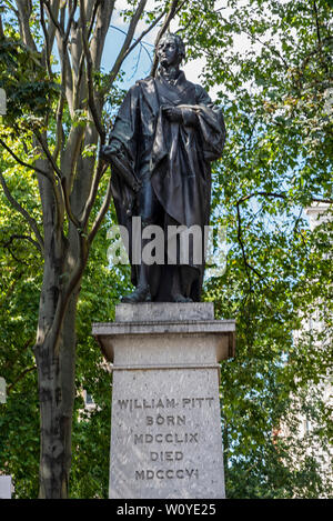 Statue von William Pitt der Jüngere in Hannover Square von Sir Francis Chantrey Stockfoto