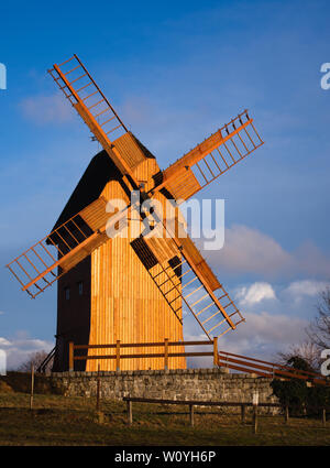 Oberlausitz restaurierte Windmühle in Neundorf mit dem Eigen, Deutschland Stockfoto