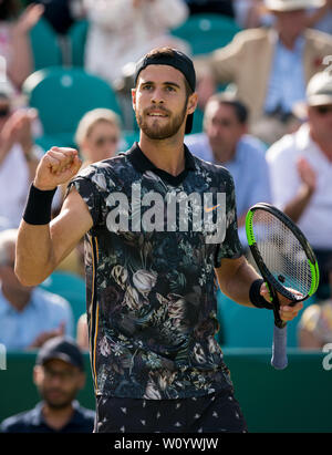 Slough, Großbritannien. 28 Juni, 2019. Karen Khachanov in Russland während des Boodles tennis Ausstellung 2019 Tag 4 bei Stoke Park, Slough, England am 28. Juni 2019. Foto von Andy Rowland. Credit: PRiME Media Images/Alamy leben Nachrichten Stockfoto