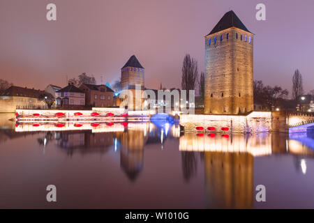 Nacht Petite France in Straßburg, Elsass Stockfoto