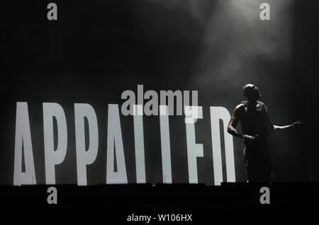 Stormzy, die auf der Pyramide der Bühne während das Glastonbury Festival in würdiger Bauernhof in Pilton, Somerset. Stockfoto