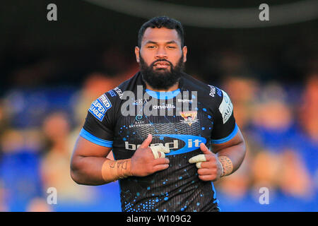 28. Juni 2019, die Mobile Rakete Stadion, Wakefield, England; Betfred Super League, Runde 20, Wakefield Trinity vs Huddersfield Riesen; Ukuma Ta'ai von Huddersfield Riesen während des Spiels Credit: Craig Milner/News Bilder Stockfoto