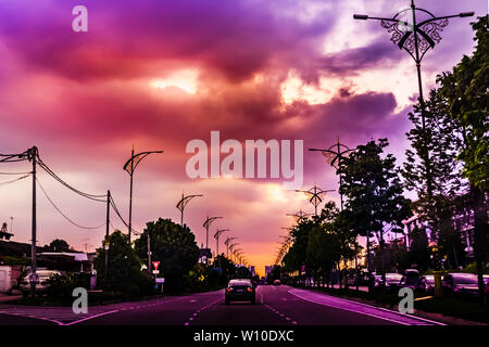 Malaysia, Johor Bahru-Apr 7,2019: Johor Bahru City street scene. Stockfoto