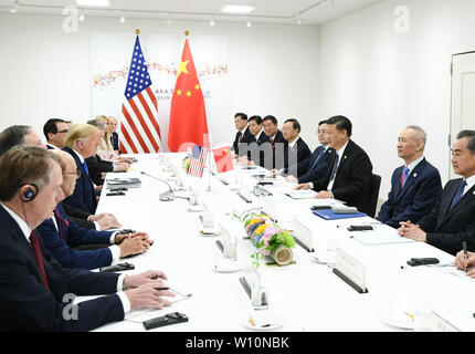 Osaka, Japan. 29 Juni, 2019. Der chinesische Präsident Xi Jinping trifft mit US-Präsident Donald Trump in Osaka, Japan, 29. Juni 2019. Credit: Xie Huanchi/Xinhua/Alamy leben Nachrichten Stockfoto