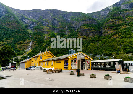 Vom 29. Juli 2017: Bahnhof (Flamsbana), Museum in Flam, Skandinavien, Norwegen Stockfoto