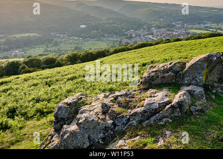 Church Stretton und die Long Mynd, von Ragleth Hill Church Stretton, Shropshire gesehen Stockfoto