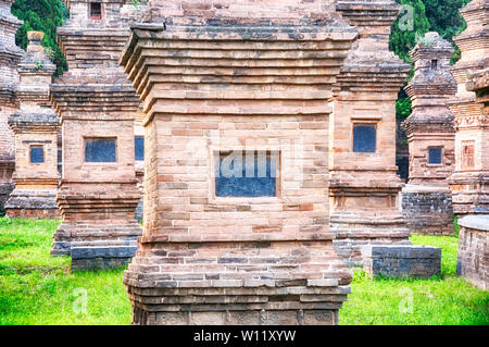 Talin buddhistische Pagode Wald im Shaolintempel in der Nähe der Stadt Dengfeng in der Provinz Henan China. Stockfoto