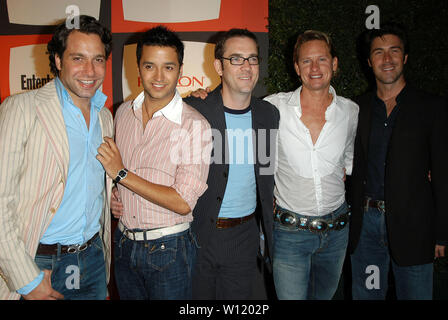 Thom Filicia, Jai Rodriguez, Ted Allen, Carson Kressley, und Kyan Douglas "Queer Eye für die Straight Guy' an der Entertainment Weekly 2. Jährliche Pre-Emmy Partei gehalten am Hollywood Athletic Club in Hollywood, CA. Die Veranstaltung fand am Samstag, dem 18. September 2004. Foto von: SBM/PictureLux - Alle Rechte vorbehalten - Datei Referenz Nr. 33790-6822 SBMPLX Stockfoto