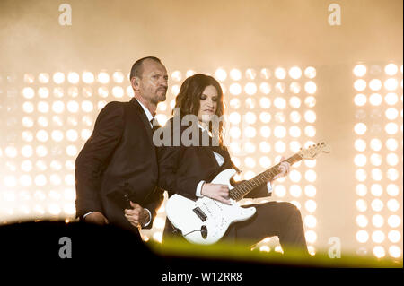Rom, Italien. 29 Juni, 2019. Die Laura und Biagio Stadi2019 kommt im Olympiastadion in Rom. Nach dem ersten Tag der 26. Juni im Stadion San Nicola in Bari, Laura Pausini und Biagio Antonacci bereit sind in der Hauptstadt zu singen. Auf dem Foto von Laura Pausini und Biagio Antonacci Credit: Unabhängige Fotoagentur/Alamy leben Nachrichten Stockfoto