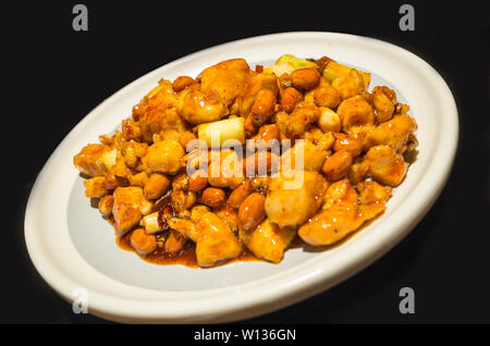 Kung Pao Huhn. Stockfoto
