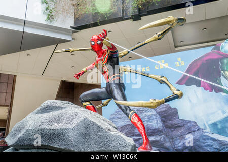 Taipei, Taiwan - 27. Juni 2019: Werbung Dekoration für den Film 'Spider-Man: Weit weg von zu Hause" und zeigt auf den Film zu fördern. Stockfoto