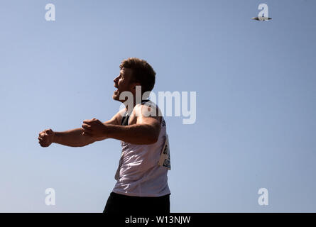 Ratingen, Deutschland. 30. Juni, 2019. Die deutschen Zehnkämpfer Mathias Brugger in Aktion an der Diskus Wettbewerb der Rund-um-Konferenz. Quelle: Bernd Thissen/dpa/Alamy leben Nachrichten Stockfoto