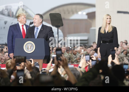Osan Flughafen, Europa, Deutschland, Baden-Württemberg, Südkorea. 30. Juni, 2019. Juni 30, 2019 - OSAN FLUGHAFEN, Südkorea - US-Mike Pompeo Rede am Osan Flughafen Militärflugplatzes für ihre Soldaten treffen Veranstaltung in Osan Flughafen Airbase in OSAN FLUGHAFEN, Südkorea. US-Präsident Donald Trump Nordkoreanischen Leder Kim Jong Un heute treffen sich Waffenstillstand Dorf Panmunjom. Credit: Ryu Seung-Il/ZUMA Draht/Alamy leben Nachrichten Stockfoto