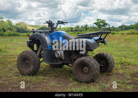 Bohol, Philippinen - Juni, 20, 2019: ATV-Fahrt in der Nähe von Chocolate Hills closeup Stockfoto