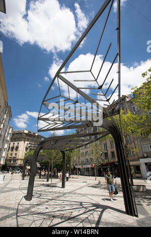 SOFIA, Bulgarien - 30. Juni 2019: Renoviert die laveikov' Square in der Innenstadt von Sofia, Bulgarien Stockfoto