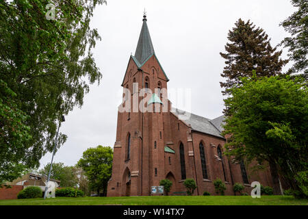 Vestre Aker Kirche eine Kirche in der ullevål Nachbarschaft von Oslo Norwegen, in der Neo-gotischen Stil, aus rotem Backstein gebaut, 1855 Stockfoto