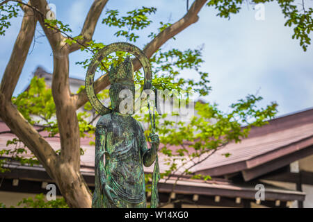 Takayama - 26. Mai 2019: Buddhistischer Tempel in Takayama, Japan Stockfoto