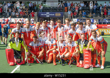 Amstelveen, Niederlande. 30. Juni, 2019. Amsterdam, 30-06-2019, Hockey Pro League 2019 Männer. Veranstaltungsort: Wagener Stadion. Die Niederlande gewinnt die Bronzemedaille. Credit: Pro Schüsse/Alamy leben Nachrichten Stockfoto