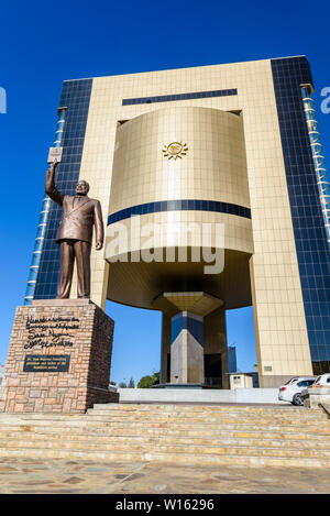 Statue von Sam Nujoma, dem ersten Präsidenten von Namibia, Namibia Museum von Unabhängigkeit, Robert Mugabe Avenue, Windhoek, Namibia Stockfoto