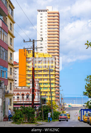 Farbenfrohe Gebäude in Havanna, Kuba. Stockfoto