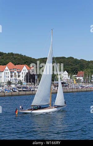 Segelboot, 125. Kieler Woche, Kiel, Schleswig-Holstein, Deutschland Stockfoto