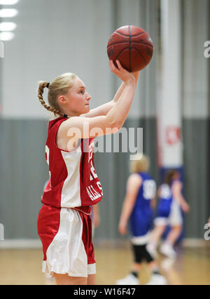 Basketball Aktion an der Washington State 2A und 3A All Star Game in Liberty Lake, Washington. Stockfoto