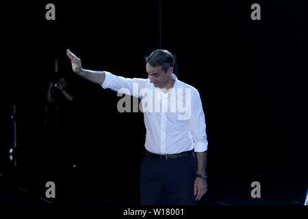 Griechische Opposition Partei Neue Demokratie Führer Kyriakos Mitsotakis spricht während der Präsentation seiner Plattform. Griechenland ist auf dem richtigen Weg für eine allgemeine Wahl Juli 7, drei Monate vor dem Zeitplan. Stockfoto