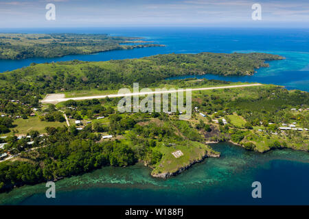 Luftaufnahme von Tufi mit Aristrip, Tufi, Cape Nelson, Papua-Neuguinea Stockfoto