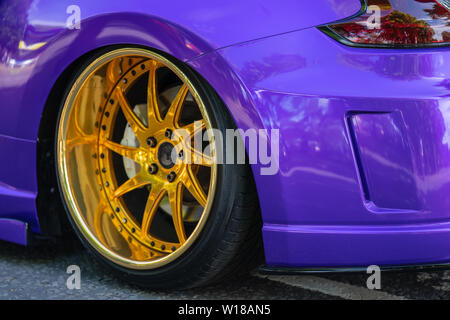 Bedford, Bedfordshire, UK, 2. Juni 2019. Fragment des Nissan 350Z Stockfoto