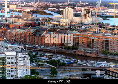 Speicherstadt, Hafencity, Strandkai in Hamburg aus der Luft Stockfoto