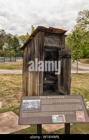 Elvis Presley's Familie outhouse, für die Nachwelt von museum in Tupelo, Mississippi, USA gespeichert Stockfoto