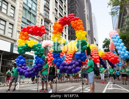 New York, NY, USA. 30. Juni, 2019. Atmosphäre in Anwesenheit für WorldPride 2019 NEW YORK CITY, New York, NY 30. Juni 2019. Credit: RCF/Everett Collection/Alamy leben Nachrichten Stockfoto