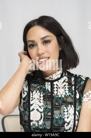 Mishel Prada, die Sterne in 'Vida', im Four Seasons Hotel in Beverly