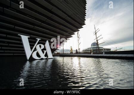 Dundee, Großbritannien. 29. Januar 2019. Der Herzog und die Herzogin von Cambridge offiziell eröffnet von Dundee V&A Museum für Gestaltung. Stockfoto