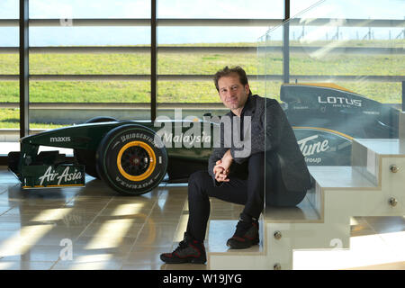 Der ehemalige F1-Pilot Jarno Trulli, Inhaber eines "Podere Castorani" Weinberg in Contrada Oratorium, Alanno, Provinz Pescara, Abruzzen, Italien Foto Stockfoto