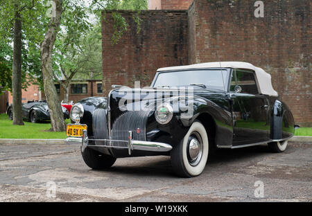 Jahrgang 1940 Lincoln Continental Cabriolet Auto Zephyr im Bicester Heritage Center super Jagtfall. Bicester, Oxfordshire, England Stockfoto