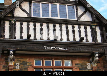 Eine traditionelle Fassade eines Tudor House im Lake District National Park. England, UK. Stockfoto