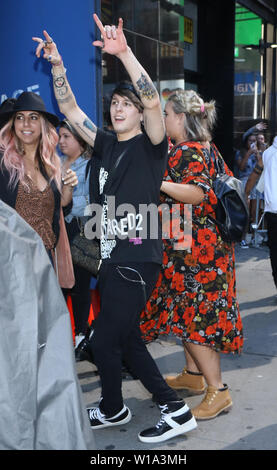 New York, NY, USA. 01. Juli, 2019. Christopher Velez von Cnco bei Good Morning America in New York City Juli 01, 2019. Credit: Rw/Medien Punch/Alamy leben Nachrichten Stockfoto