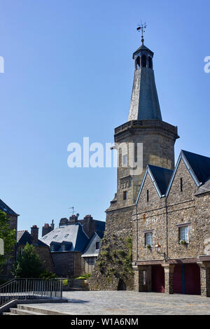 Das belfrey läuten Clock in Fougères, Bretagne, Frankreich Stockfoto