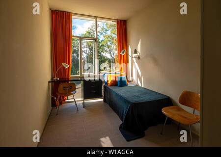 Rose Seidler House ist eine denkmalgeschützte ehemalige Residenz und jetzt House Museum in Wahroonga, Sydney, NSW, Australien von Harry Seidler. Stockfoto