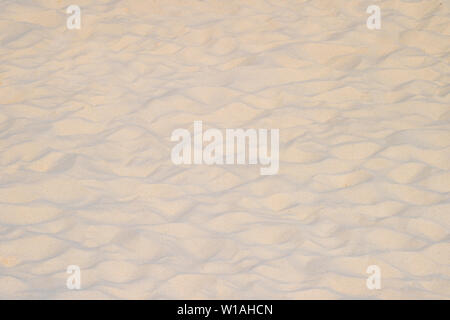 Nahaufnahme von Sand Muster von einem Strand im Sommer Stockfoto