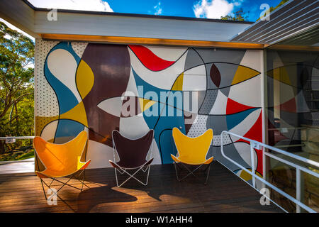 Rose Seidler House ist eine denkmalgeschützte ehemalige Residenz und jetzt House Museum in Wahroonga, Sydney, NSW, Australien von Harry Seidler. Stockfoto