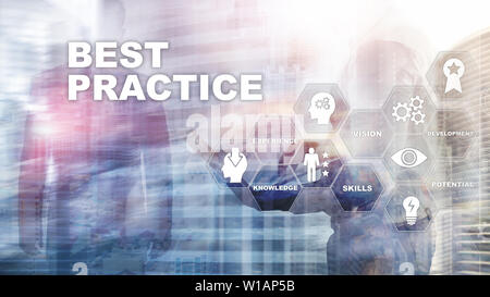 Best Practice auf virtuellen Bildschirm. Wirtschaft, Technologie, Internet und Netzwerk Konzept Stockfoto