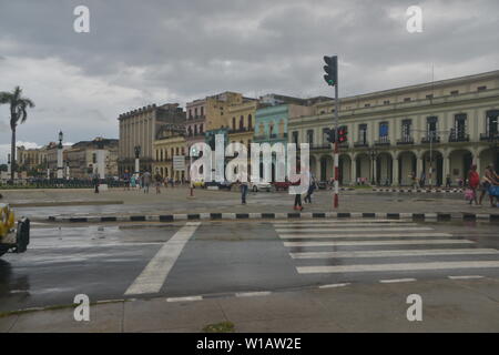 Alltägliche Straßenszenen und Cruise Port in Havanna, Kuba 2018 Stockfoto