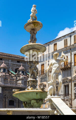 Details der Praetorian Brunnen (Italienisch: Fontana Pretoria) in Palermo, Sizilien. Von Francesco Camilliani 1554 in Florenz gebaut, Blasser Stockfoto