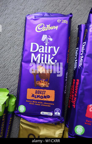 Australische geröstete Mandel Cadbury Dairy Milk Schokolade Stockfoto