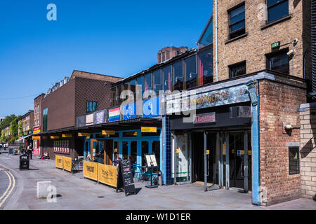 Das Young Vic Theatre, der Schnitt, Stadtteil Southwark, London, England, Großbritannien Stockfoto