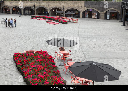 Neue Einkaufszentrum in der Kornkammer Square, London, UK Stockfoto