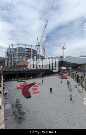 Neue Einkaufszentrum in der Kornkammer Square, London, UK Stockfoto