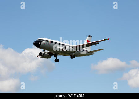 G-EUPJ British Airways Airbus A319-100 in einer retro BEA Anstrich verpasst zu ihrer hundertjährigen Gedenken Stockfoto